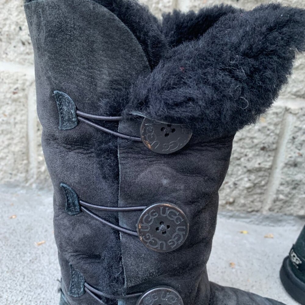 UGG AUSTRALIA Bailey Button Boots Womens 7 38 Black Suede High Boot Shearling - Picture 6 of 13